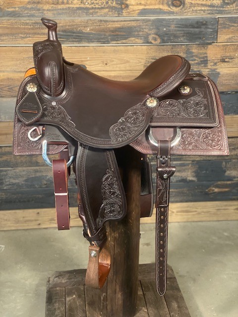 424 Saddle House Custom Cowhorse - Image 1