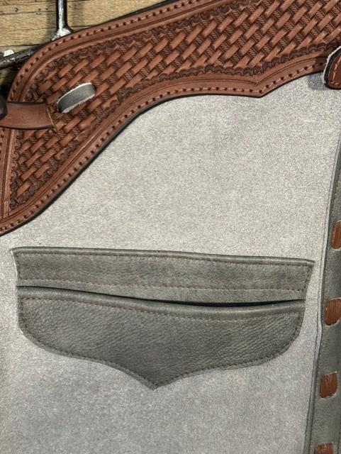 71f6d5cb-667a-4602-81ac-8179eaa4126d.jpeg Saddle House Shotgun Chaps – Small - Image 1