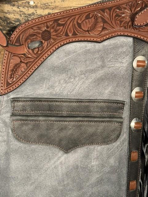 b5057eb9-620f-4f90-bdb0-42cf98fd1f20.jpeg Saddle House Shotgun Chaps – Medium - Image 1